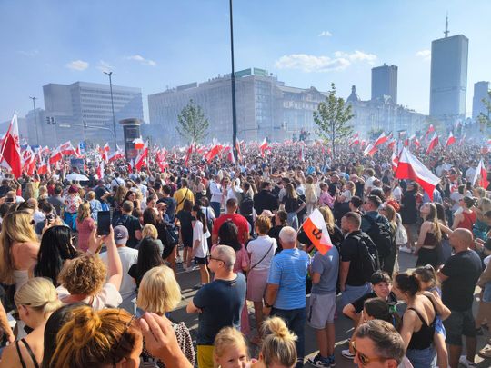 Tak warszawiacy świętuję Godzinę "W" Tak warszawiacy świętuję Godzinę "W"