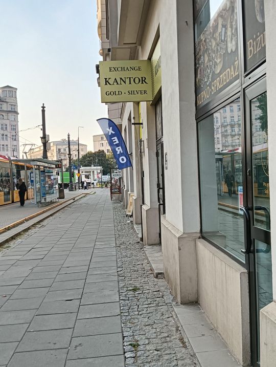 Kolejki i chaos w Mazowieckim Urzędzie ds. Cudzoziemców
