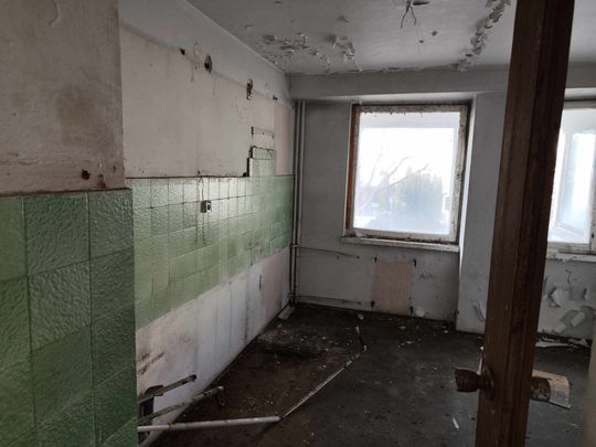 Szpiegowo przy ulicy Sobieskiego 100 w Warszawie. Szpiegowo przy ulicy Sobieskiego 100 w Warszawie.