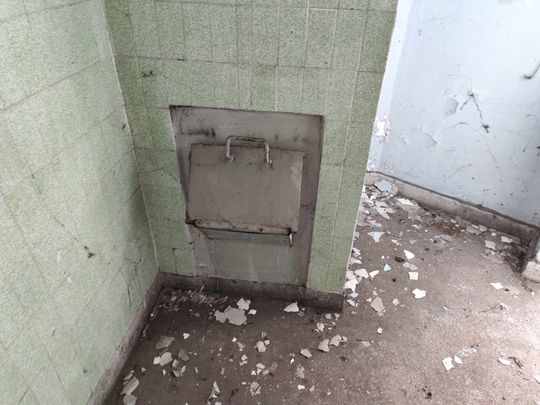 Szpiegowo przy ulicy Sobieskiego 100 w Warszawie. Szpiegowo przy ulicy Sobieskiego 100 w Warszawie.