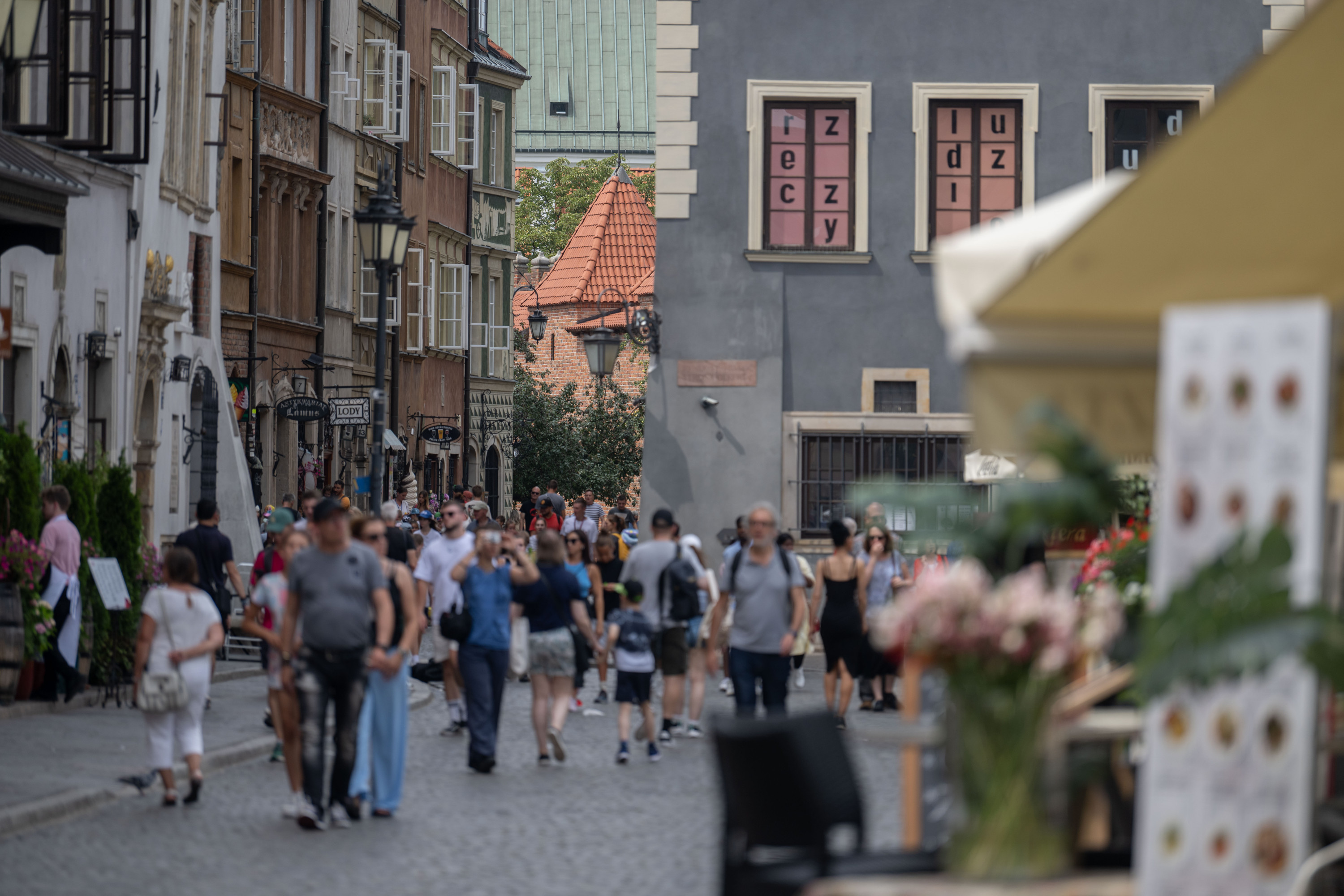 Tłumy na Starówce w Warszawie