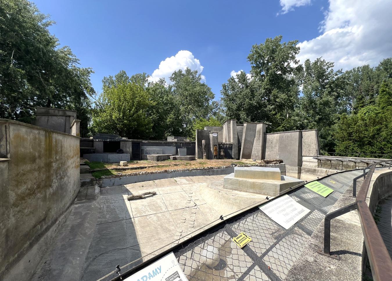 Wybieg dla niedźwiedzi w warszawskim zoo obecnie / UM Warszawa.